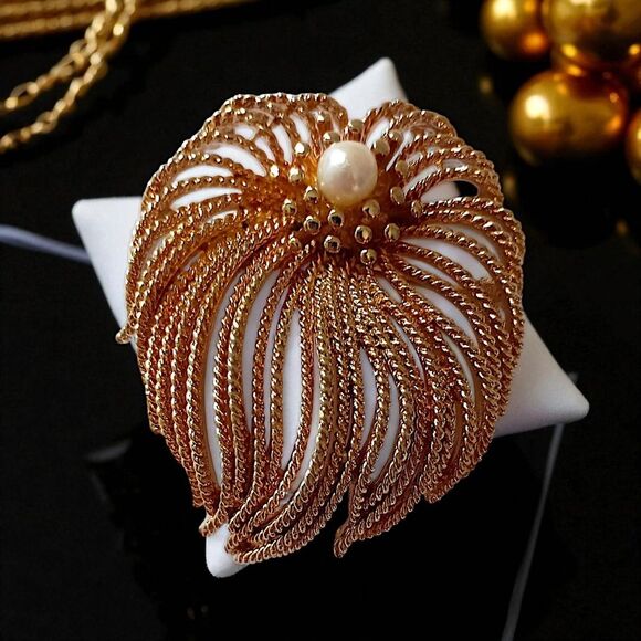 Vintage Waterfall Brooch Pin Spill Fireworks Cordelia Ropes Flower Gold Tone MCM - Picture 9 of 13